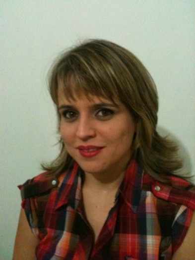 LUCILA CARNEIRO BERNARDES DE ABREU LUZ