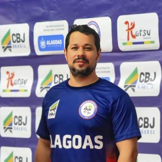 Senpai Thiago Sales